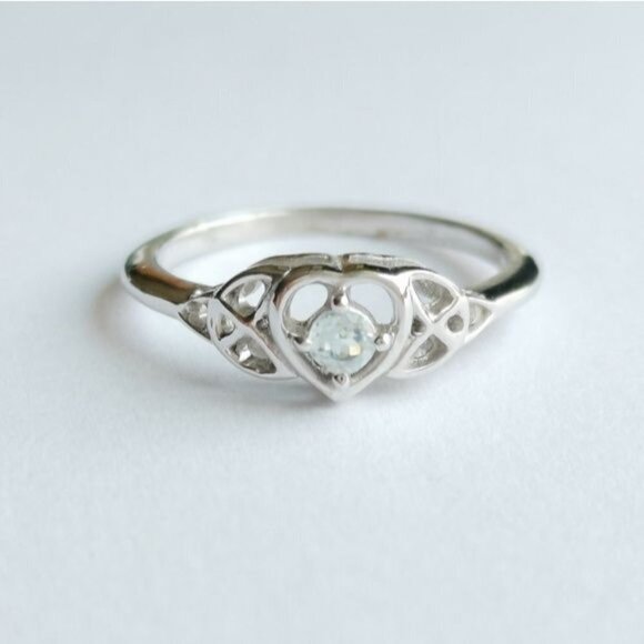 Glacier Blue Topaz Ring in Heart and Celtic Trinity accents size 7 🆕 - Picture 2 of 7